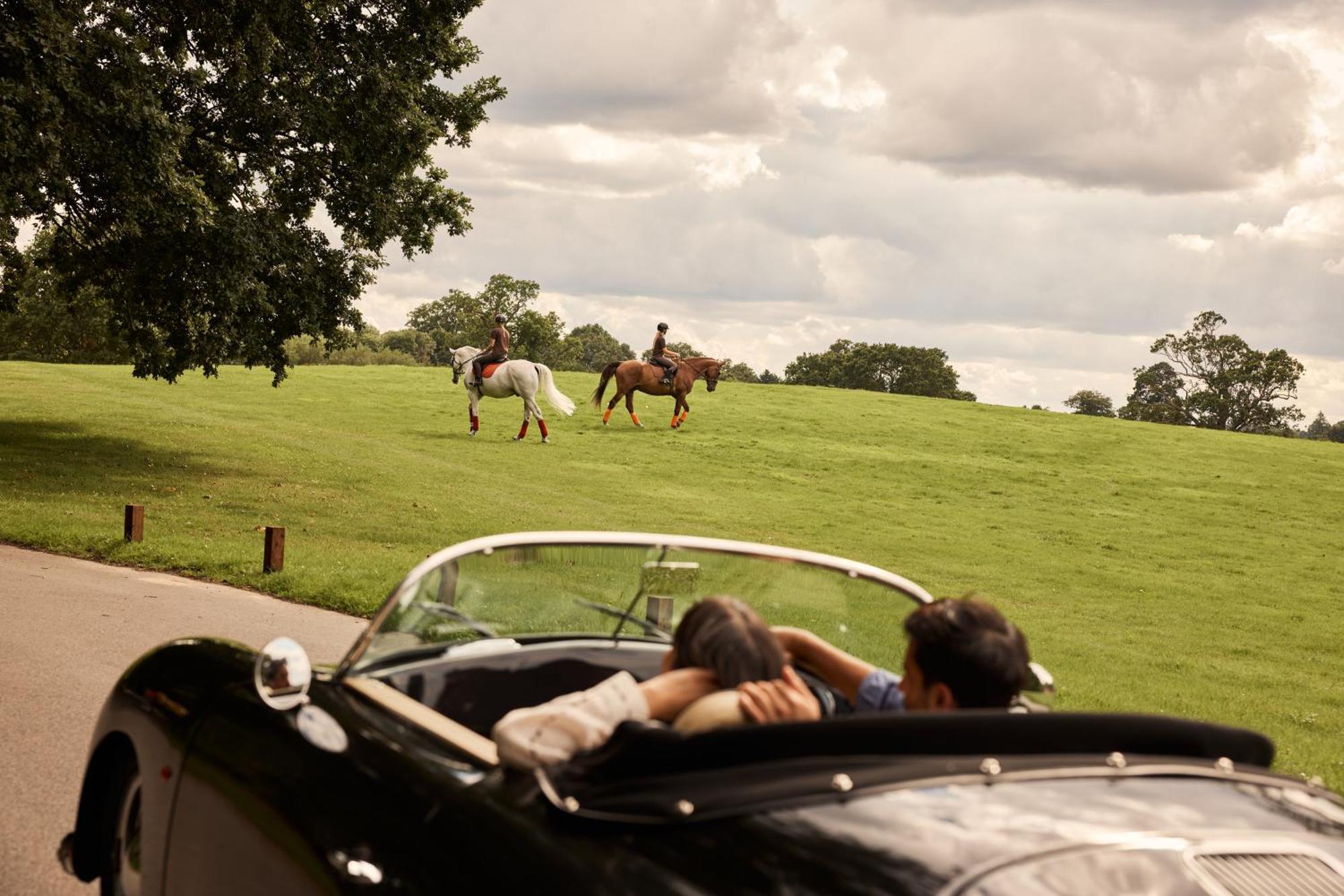 Отель Coworth Park - Dorchester Collection Аскот Экстерьер фото